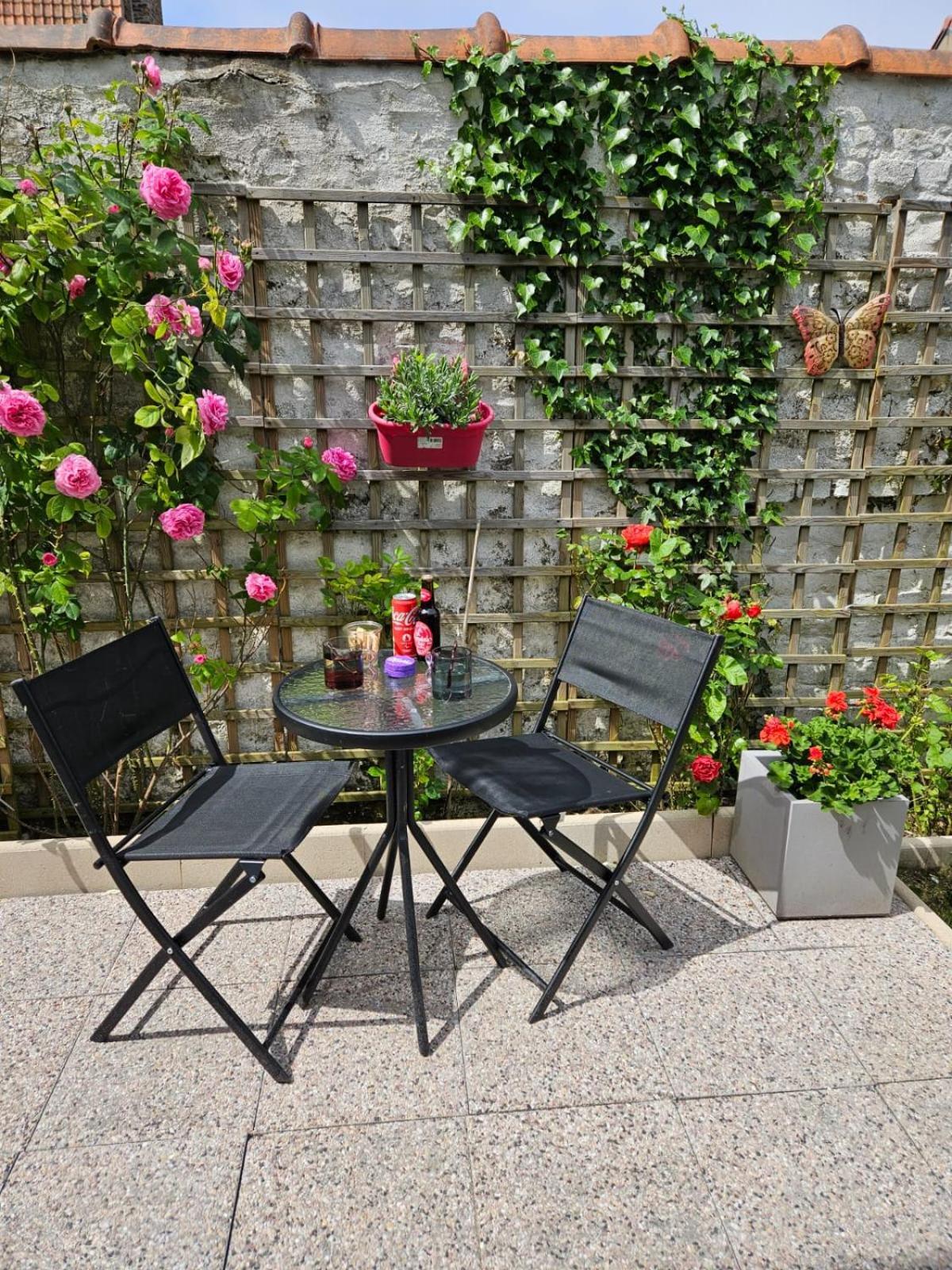Studio Avec Jardin Rosendael Proche Plage ダンケルク エクステリア 写真